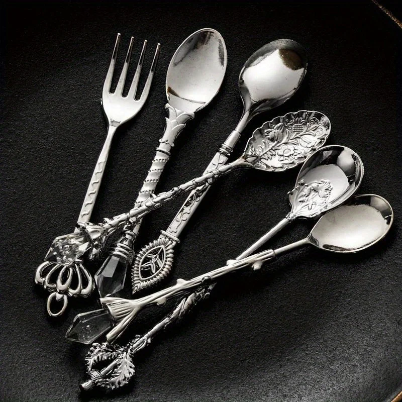 Kitchen Gadgets Gold - 6pcs Vintage Spoons Fork Royal Style
