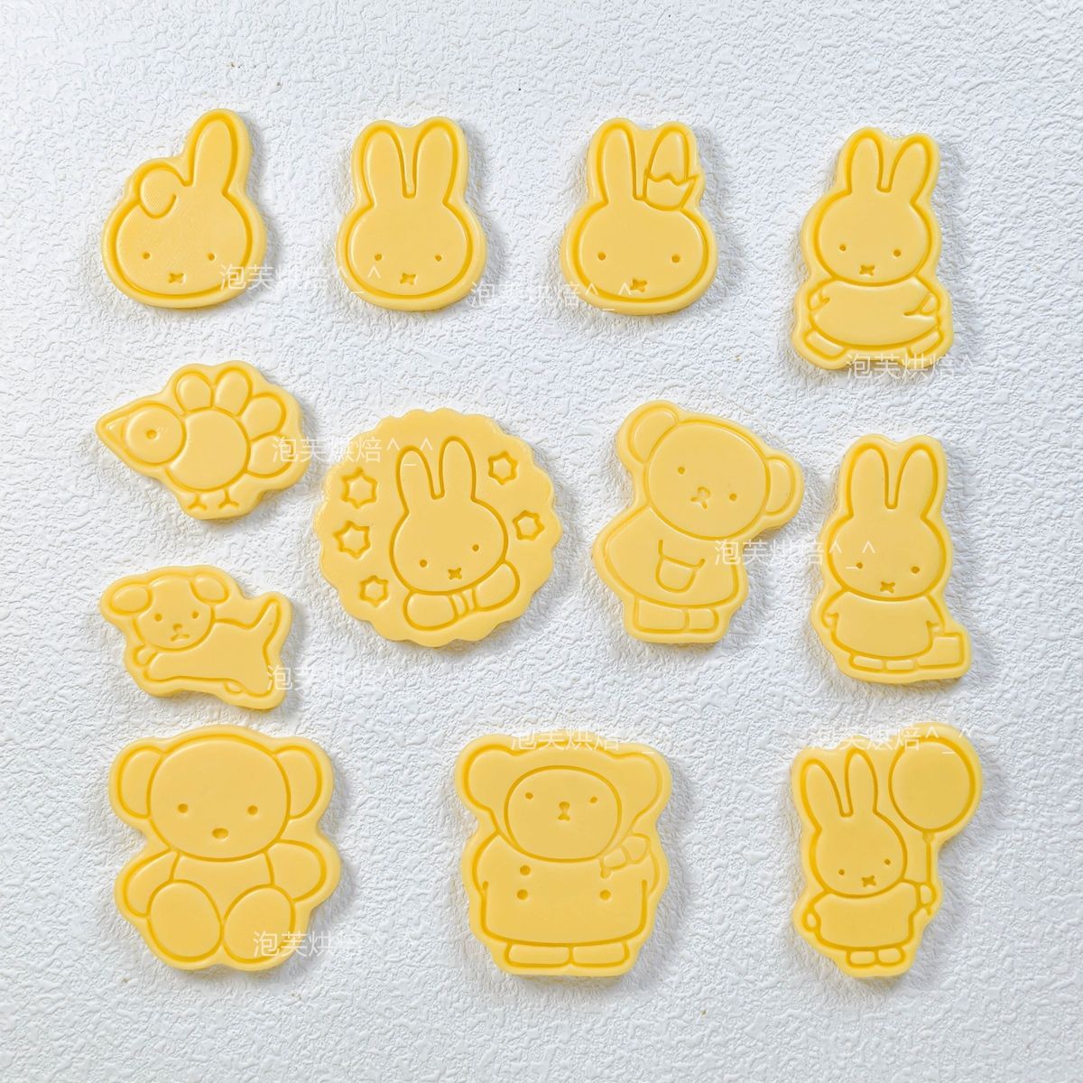Cute 3D Press Cookie Mold with - Kitchen Gadgets Deals recension och pris