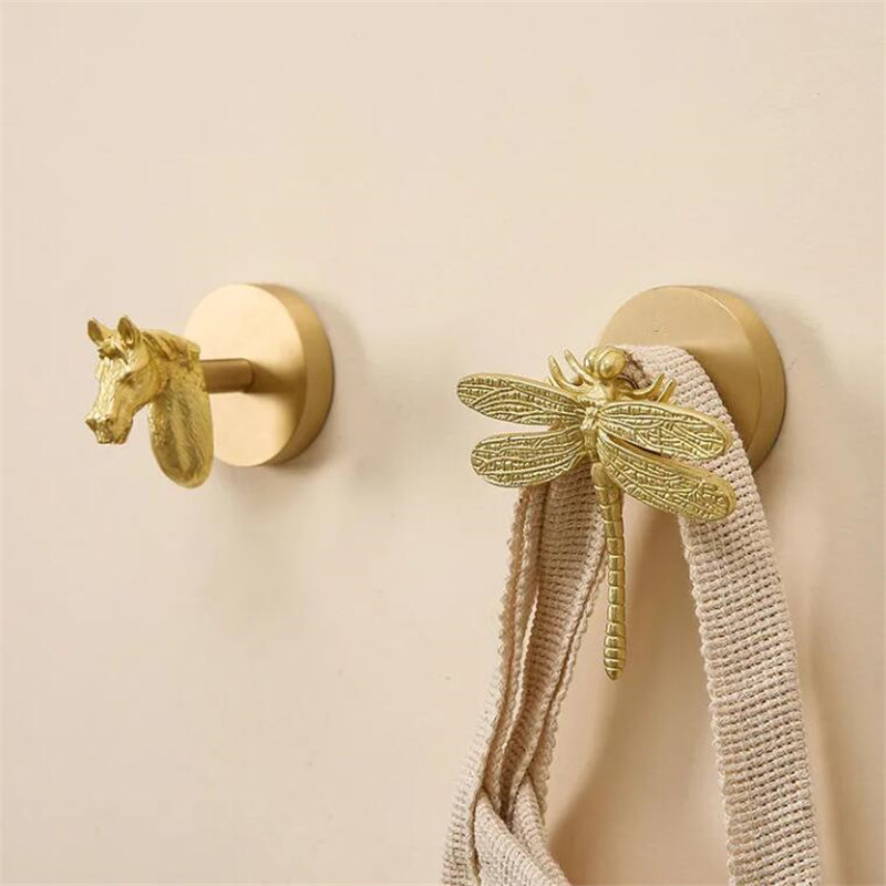No Drilling Wall Mount Hook Br - Kitchen Gadgets Gold recension och pris